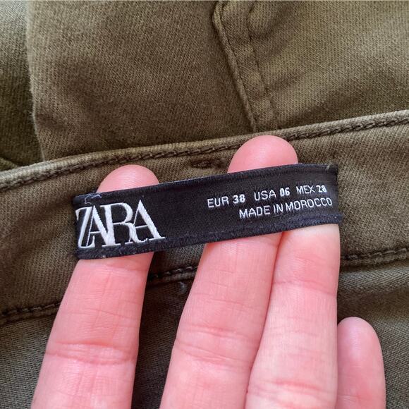 Zara Dark Earthy Green Low-Rise Jeans, Size 6 - Picture 5 of 5